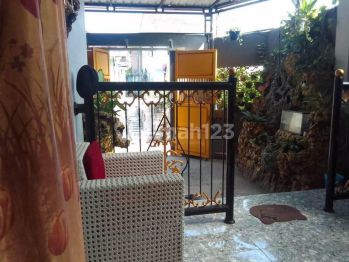 Rumah di Jln Nias 2 Ngemplak Gilingan Banjarsari Surakarta 2 Lantai SHM lokasi