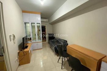 Apartement The Springlake Summarecon Apartment 2 BR Furnished