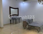 thumbnail-rumah-2-lantai-semi-furnished-shm-di-singgasana-pradana-bandung-1