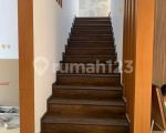 thumbnail-rumah-2-lantai-semi-furnished-shm-di-singgasana-pradana-bandung-2