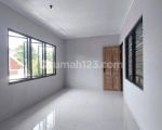 thumbnail-rumah-2-lantai-dekat-area-bisnis-di-bintaro-jaya-sektor-9-tangsel-4