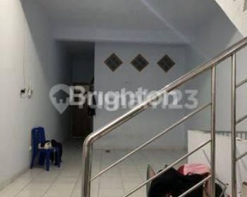 Ruko Bisnis CBD Polonia Blok G Sederetan Kantor Asuransi Generali