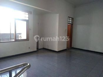 Sewa Rumah Luas Dan Murah di Sayap Sriwijaya Bkr