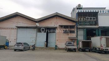 Gudang di Komplek Pergudangan
Kosambi Permai
Tangerang
Banten. (Cold Storage)
)