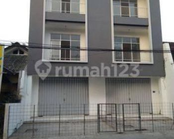 Jual Ruko 3 Lantai Baru Gress di Klampis Wisma Mukti