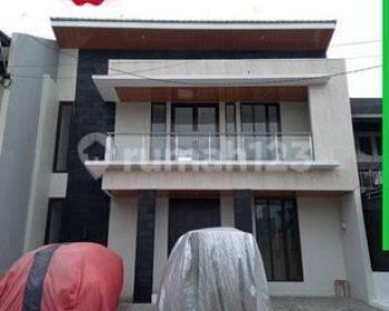 Toplah Rumah Lebar Dua Lt Kota Bandung Cikutra 296B1
