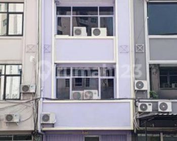 Ruang Lantai 1 Ruko di Fatmawati Mas Dekat MRT CIPETE