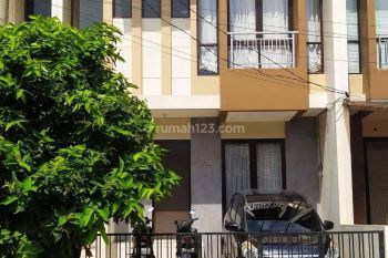 Rumah siap dalam cluster di pamulang tangsel