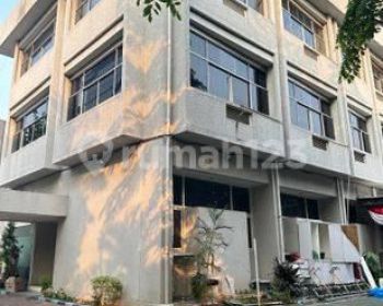 Disewakan Ruko Siap Huni Lokasi Strategis di Menteng Jakpus