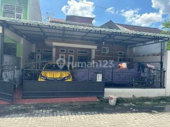 Rumah astetik di Jl patriot akses jalan yang bagus