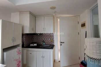 Disewakan Apartement Springlake  2 BR Huk di Summarecon  Bekasi