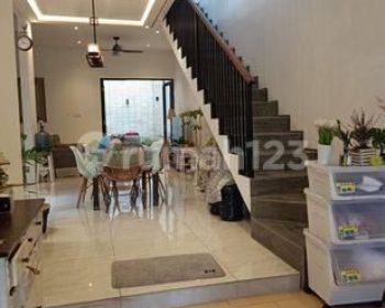 Rumah di Vila bintaro indah