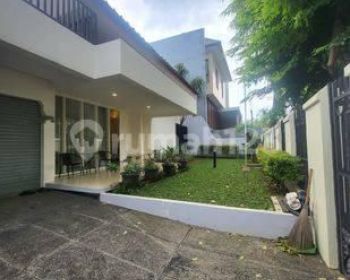 Rumah 2 Lantai Sudah Renovasi Furnished di Permata Hijau, Bekasi