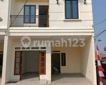Dijual rumah baru minimalis siap huni tapos depok