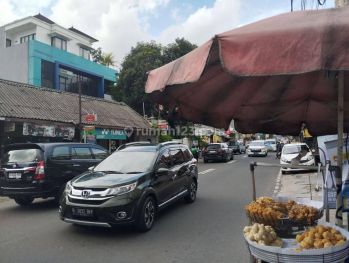 Dijual rumah tua hitung tanah strategis