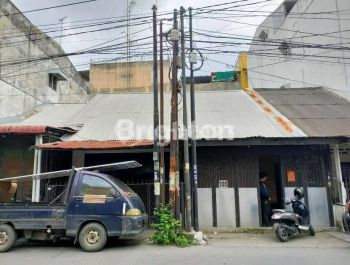 Rumah Gandeng Semi Furnished hokky di Jalan Merbau Medan