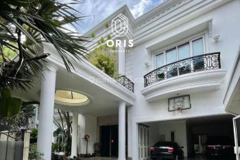 Termurah Rumah Kebayoran Baru Kawasan Elit Lingkungan Tenang Area Premium