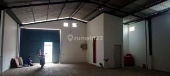 Dijual Disewakan Gudang Bagus di Sukamenak Mainroad