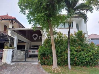 Rumah Sudah Renovasi Semi Furnished di Pakuwon City Vila Westwood
