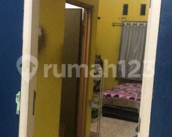 Rumah Strategis selangkah pintu tol kukusan krukut tanah baru beji depok