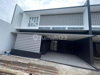 Rumah baru siap huni full bata merah terdekat ke tol jatibening