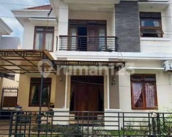 Rumah Dalam Perumahan Jl Sulawesi Dekat Kampus UGM