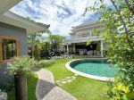 thumbnail-luxury-villa-di-merthanadi-kerobokan-badung-one-gate-4