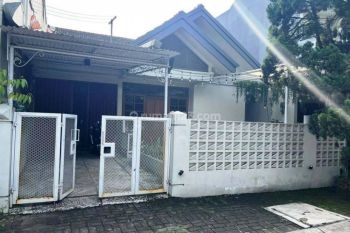 Rumah Luxury Di Singgasana Pradana Mekar Wangi, Bandung