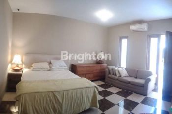 RUMAH BAGUS DAN CANTIK DI RENON