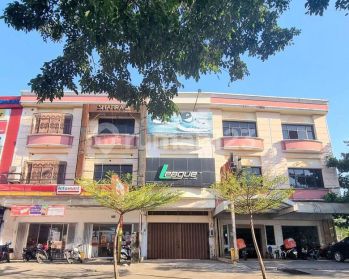 Disewakan Ruko 3 Lantai Poros Jalan Pengayoman Makassar