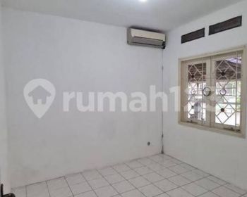 Rumah Bagus HGB di Komplek Kotabaru Parahyangan , Bandung