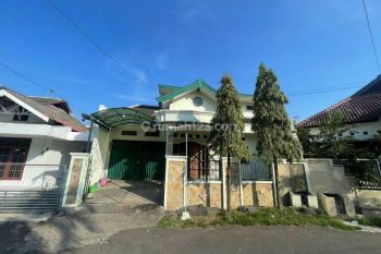 Rumah 2 Lantai di Pedurungan Baru Raya Dekat Jalan Raya Soetta