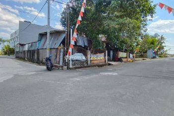 Lahan Kecil perbatasan Condongcatur Maguwo