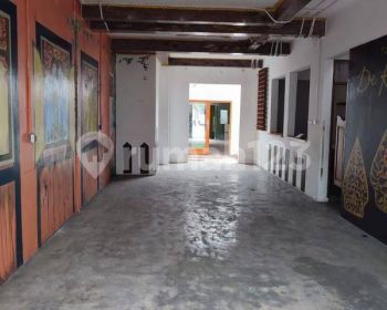 KAN RMH TEMPAT USAHA DIJALAN RAYA KELAPA GADING, JAK UT