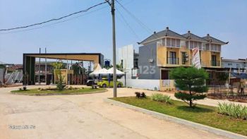 Rumah 2 lantai Ornamen Bali Mewah