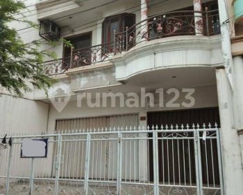 Rumah 2,5 Lantai Pusat Kota Semarang Cocok Untuk Office