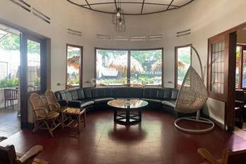 Ruang Usaha Mainroad Dekat Jalan Riau Bandung