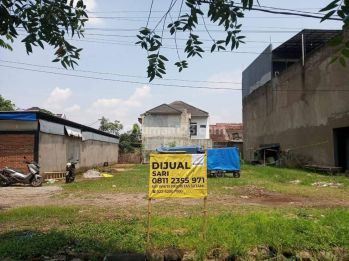 Kav Mainroad Adipura Tembok Nempel Dengan Summarecon