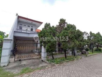 Rumah 2 Lantai Gayung Kebonsari Dekat Trans Icon A. Yani