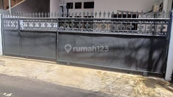 Rumah Standar. Layak Huni. Hadap Selatan.