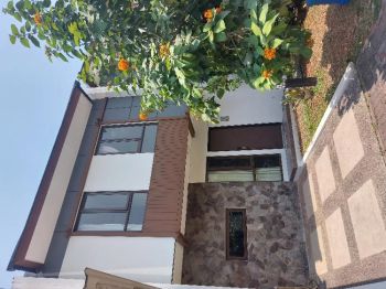 Rumah kluster  Nusa Loka BSD semi furnished dekat tol