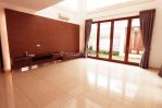 thumbnail-bright-house-in-quiet-area-in-menteng-must-see-0