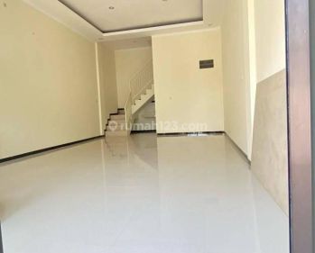 Ruang Usaha Baru di Medokan Ayu Surabaya Timur