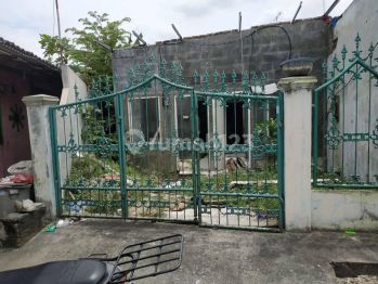 Lahan Rumah Bangunan Belum Selesai di Perumnas 3 Setia Mekar