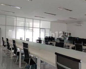 Kantor 3lantai Disewakan Jln Magelang Jogja.SUPER STRATEGIS!!!