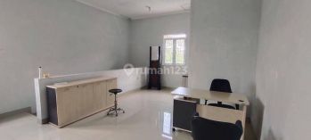 Dijual, Modern Clinic Ruko Furnished di Kolonel Masturi Cimahi
