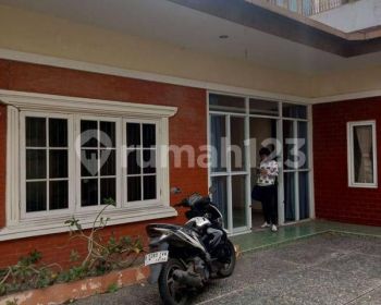 Rumah 3 kamar tidur Bagus di Jl kayu putih  , Pulo mas