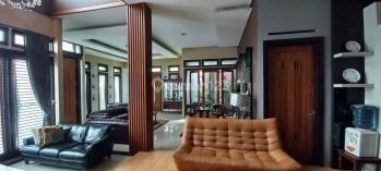 Di Jual Rumah Hunian Nyaman Design Modern Semi Furnished Lokasi di Komplek Ujung