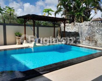 Villa luas One Gate sistem