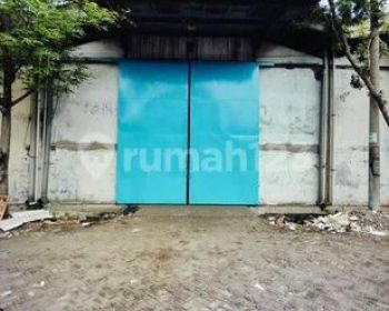Disewakan Gudang Margomulyo Permai Strategis Siap Pakai Dekat Tol